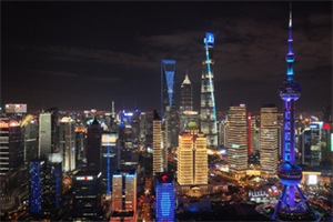 上海小伙子的迷失与寻找